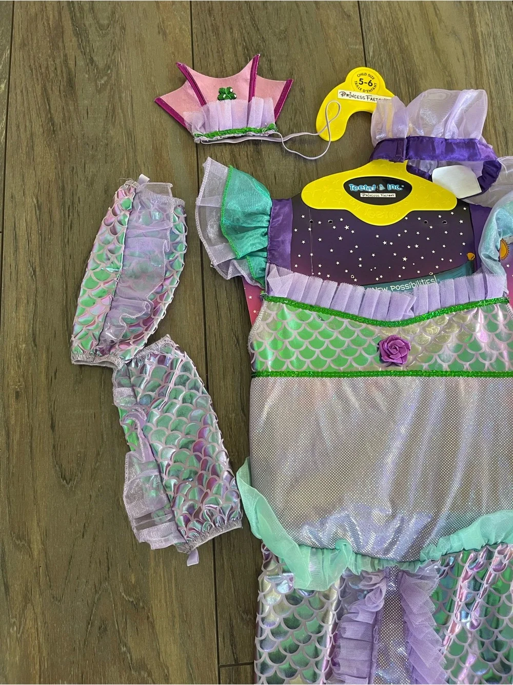 Princess sparkly Coral Mermaid Halloween costume dress for girls size 5-6